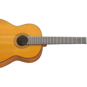 Yamaha CG122MC Solid Cedar/Nato Classical Guitar Authentique