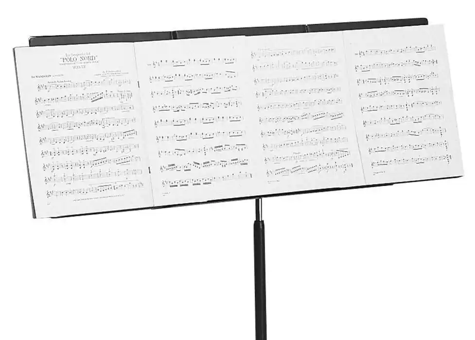 Manhasset Fourscore Folder Prix Cassé