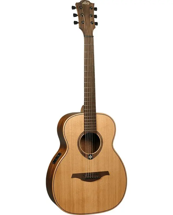 LAG TRAVEL-RCE "TRAMONTANE" GUITARE FOLK DE VOYAGE ELECTRO - Cèdre Commander Vite
