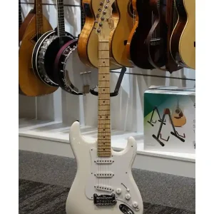 Populaire G&L LEG-ALW-M-CS GUITARE ELECTRIQUE TYPE STRATOCASTER ALPINE WHITE