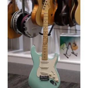 G&L LEG-SRF-M-VTSN GUITARE ELECTRIQUE TYPE STRATOCASTER SURF GREEN Solde