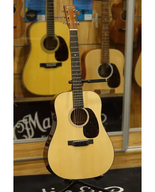 CF MARTIN D-18-AUTH37 "AUTHENTIC 1937" GUITARE FOLK ACOUSTIQUE - étui Quantité Limitée