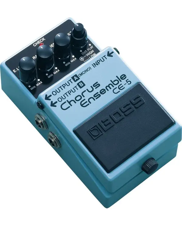 BOSS CE-5 PEDALE STEREO CHORUS Affaire À Saisir