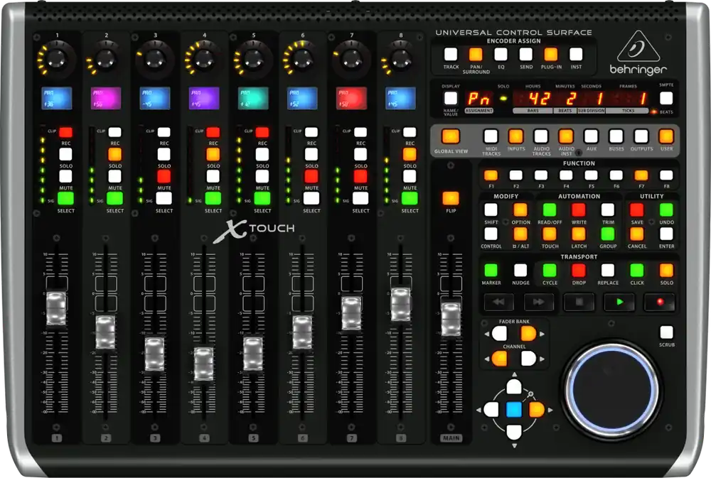 Behringer X-Touch Universal Control Surface Offre Spéciale