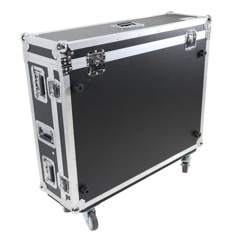 ProX Flight Case for Behringer X32 Console with Doghouse compartment and Caster wheels Remise