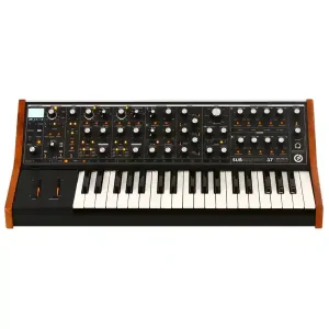 MOOG SUBSEQUENT 37 SYNTHETISEUR ANALOGIQUE Offre Limitée