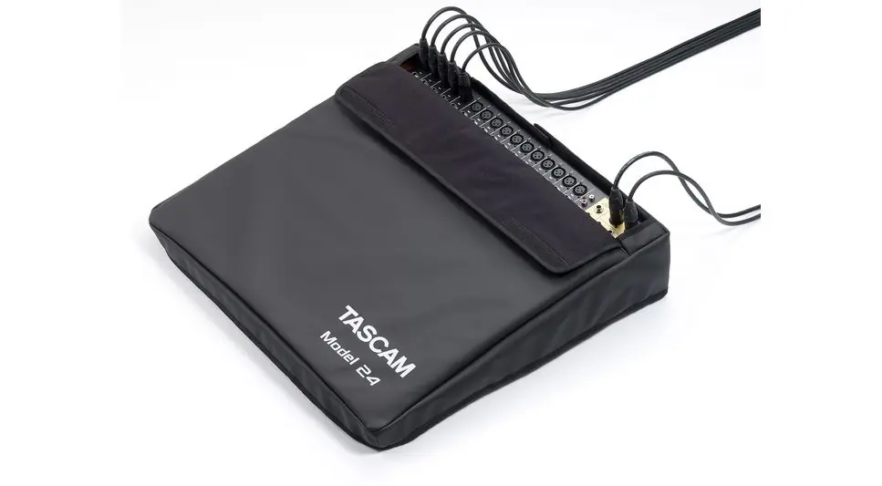 Tascam HOUSSE DE PROTECTION POUR MODEL24 Dernière Chance