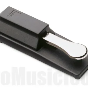 Authentique Korg Kronos 73 incl. Studiologic Sustain Pedal & 2x Cordial CCFI 3 PP - Bundle Set