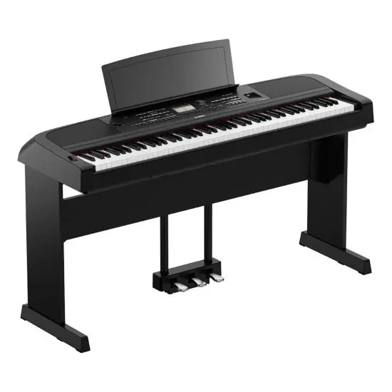 DISCONTINUE Yamaha DGX-670BK Bundle - Piano Numérique Arrangeur 88 notes Noir Prix Bas