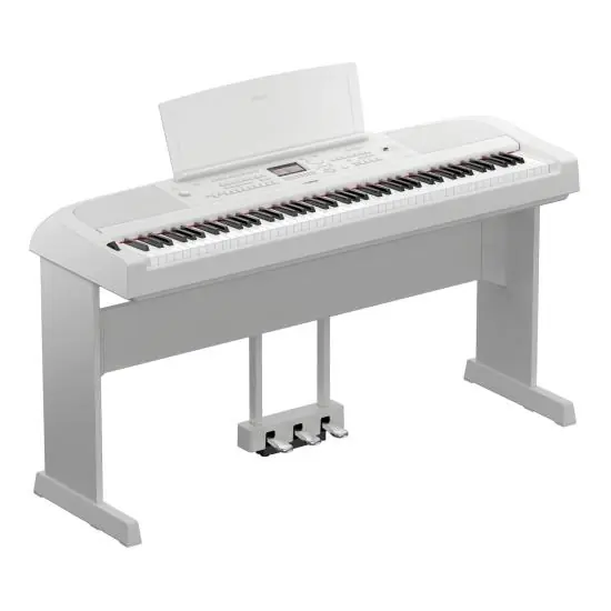 Prix Réduit DISCONTINUE Yamaha DGX-670WH Bundle - Piano Numérique Arrangeur 88 notes Blanc