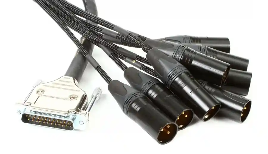 Commander Vite Mogami Gold DB25 to XLRM - 10 Foot